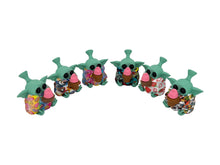 Load image into Gallery viewer, Baby Yoda Silicone Pipe Glass Bowl Star Wars Collectable Colorful Pattern with Lid