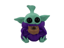 Load image into Gallery viewer, g420 glass yoda glass pipe