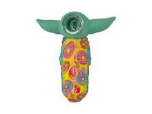 Load image into Gallery viewer, Gorgeous Baby Yoda Silicone Pipe Glass Bowl Star Wars Collectable Variety Patterned Color