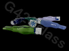 Load image into Gallery viewer, Flat Mouth Chillum Built-in Colorful Honeycomb Screen Glass Chillum Pipe One Hit Glass Rectangle shape