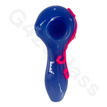 Load image into Gallery viewer, 4 Inch Glow in the Dark Hand Pipes | Animal Shinny Style Spoon Pipe