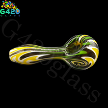 Load image into Gallery viewer, 4 Inch Glass Hand Pipes |  Fancy Color Combined Smoking Pipes