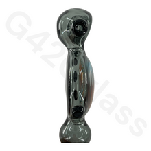 Load image into Gallery viewer, 5 Inch Snail Style Hand Pipe with Colorful Pattern | Built-in Honeycomb Screens
