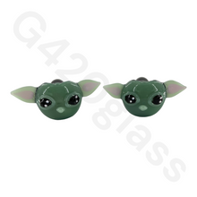 Load image into Gallery viewer, 5 Inch Heavy Duty Yoda Glass Hand Pipes | Spoon Pipe
